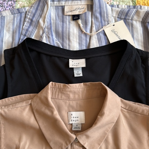 Set of three tops one from Universal Thread and two from A New Day size small. - Picture 14 of 14